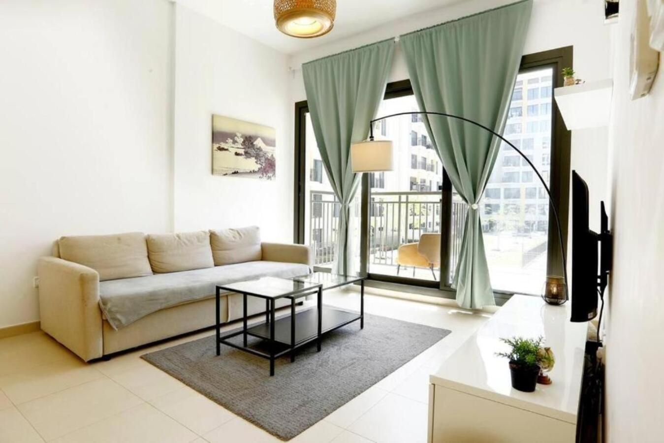 Brown Stone - Miracle Garden Appartement Dubaï